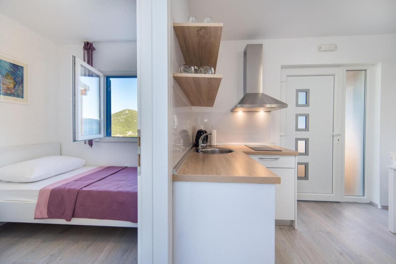 Camping Homes Grot Gradac (Split-Dalmatia) Exterior foto