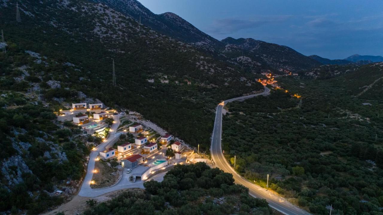 Camping Homes Grot Gradac (Split-Dalmatia) Exterior foto